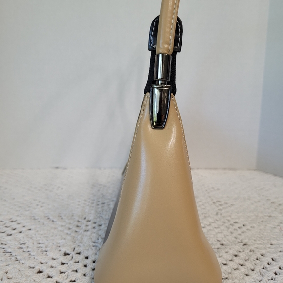 Daniela Moda Baguette handbag/purse Blk and tan CLASSIC Elegance - Picture 4 of 10